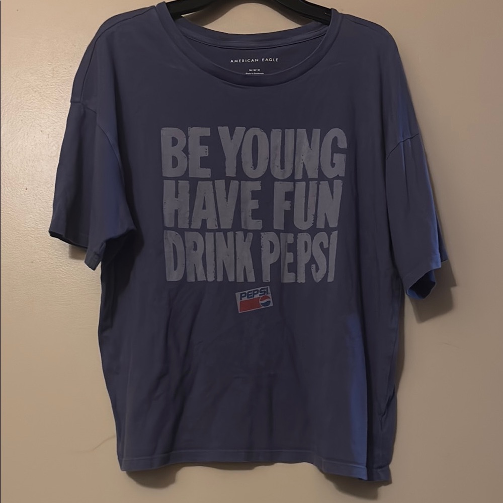 American Eagle Cropped T-shirt